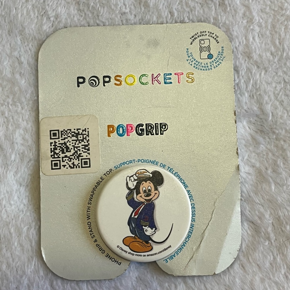 NWT D23 x Amazon Mickey Mouse One: Walt’s Plane - Pilot Mickey Backpack - Picture 14 of 16